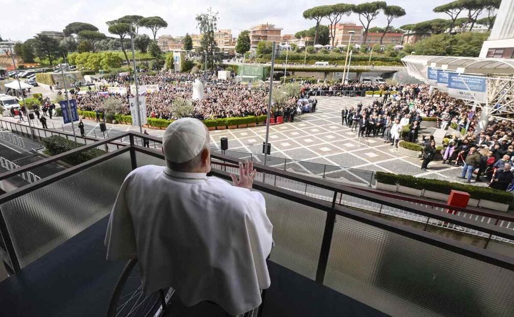 El Papa Francisco reapareció tras semanas de hospitalización / Foto: EFE