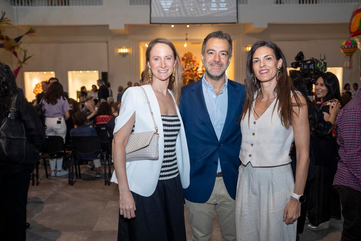 Luisa Calderón, Rafael Andrade y Patricia García. (Foto: Héptor Arjona)