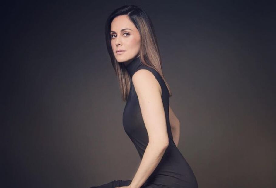 Instagram: @nataliaesperonmx
