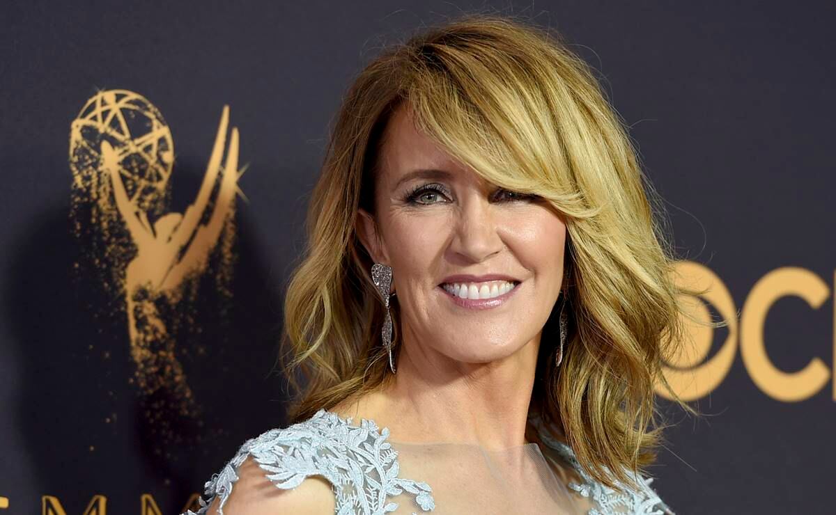 Felicity Huffman anuncia regreso a la tv luego de cumplir sentencia en prisión