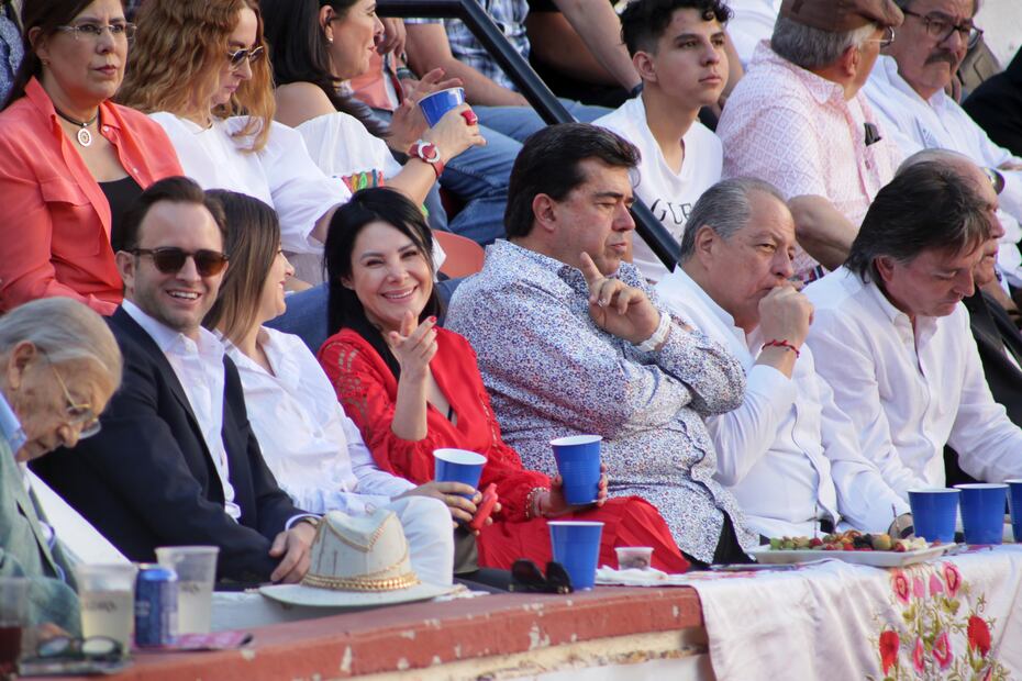 En la foto:Verónica González, Senador Pedro Haces, José Arroyo, Francisco Javier