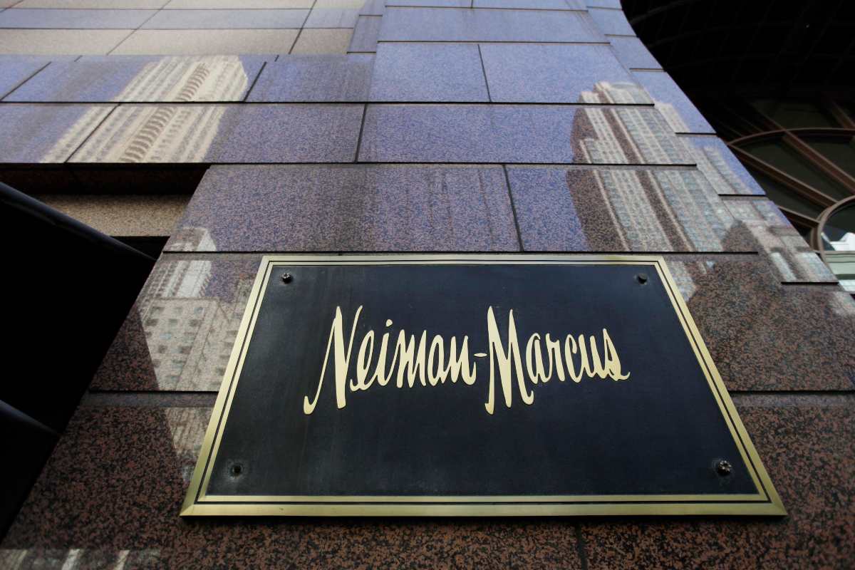 Saquean tienda de lujo Neiman Marcus y filtran video del momento