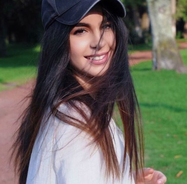 Ana Paula Capetillo roba suspiros y luce su impactante figura en bikini 