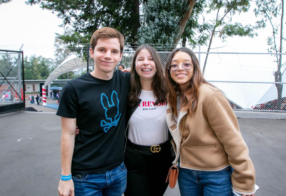 Pablo Goya, Anne de Botton y Renata Morales. (Foto: Arturo Quintero)