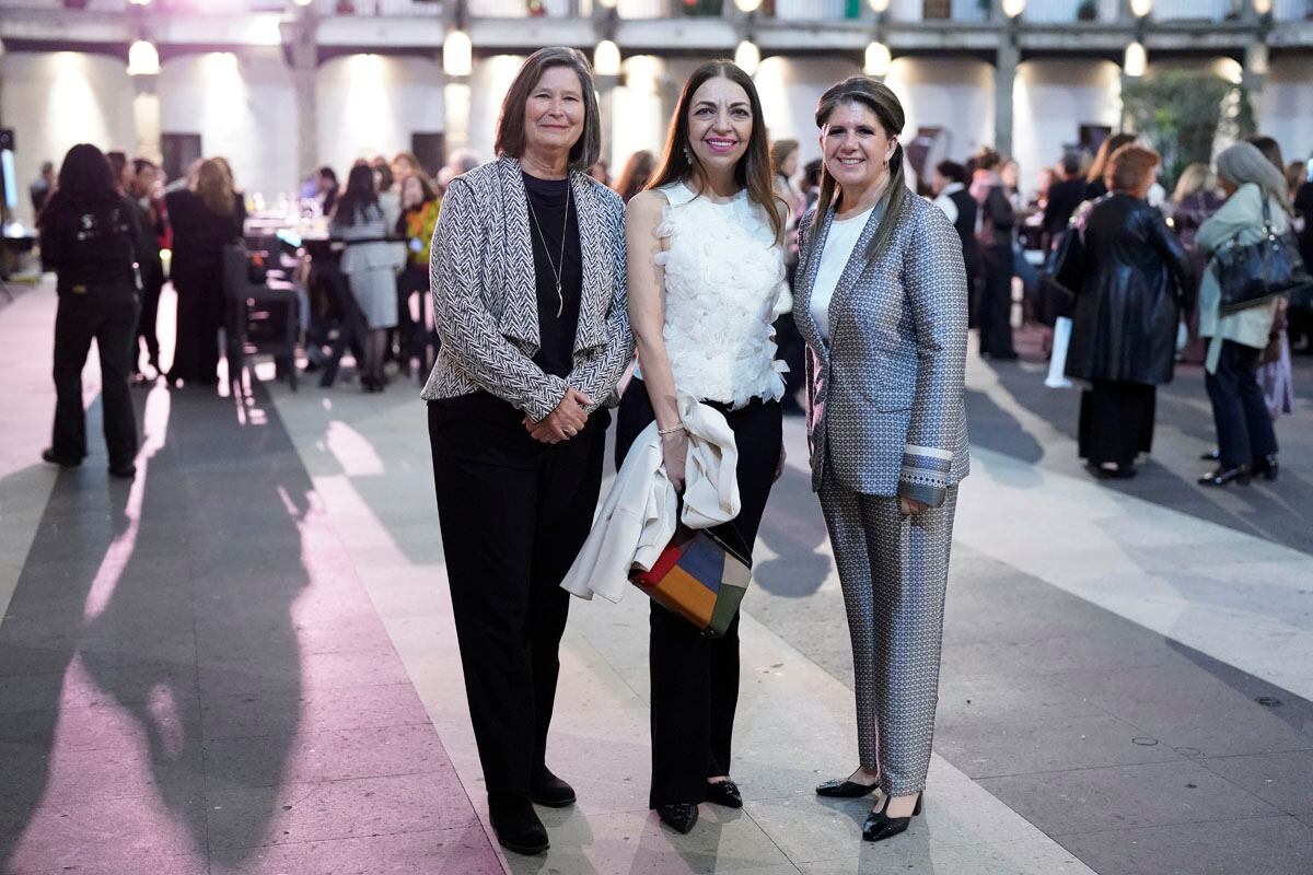 Bárbara Mair, Elena Estavillo y Martha Herrera. (Foto: Leonardo Gómez)