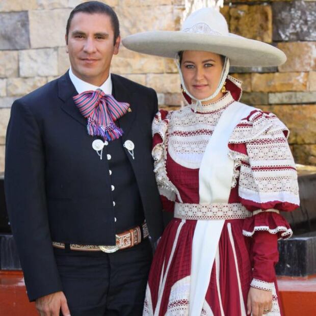 A un mes de la muerte de Martha Érika Alonso y Rafael Moreno Valle, la pareja habría celebrado 15 años casados