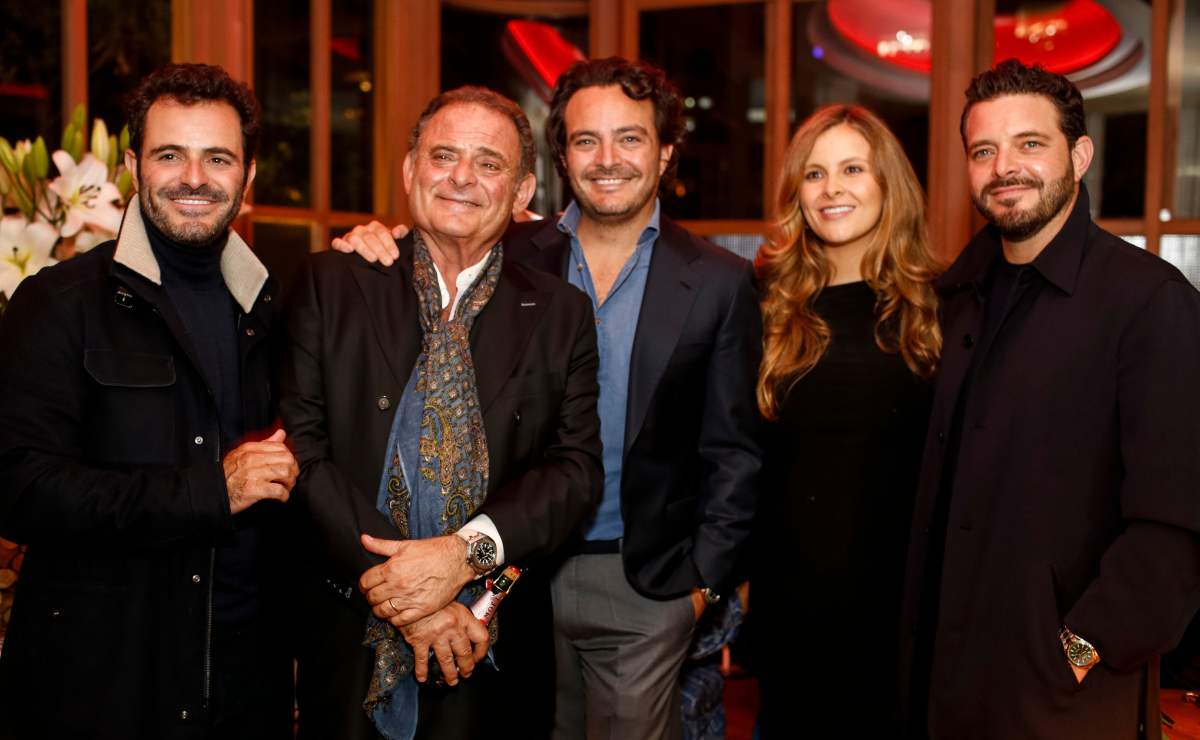Santiago, Pepe, Pepe, Teresa y Diego Cuaik / Foto: Esteban Torreblanca