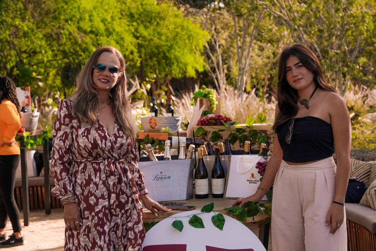 Susana Híjar y Claudia Montes. (Foto: Emilio Farfan)