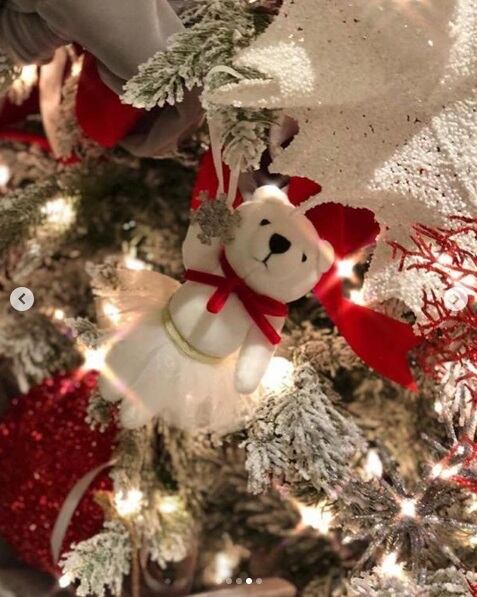 Jacky Bracamontes ya está lista para Navidad 
