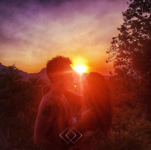 El álbum romántico de Aislinn Derbez y Mauricio Ochmann