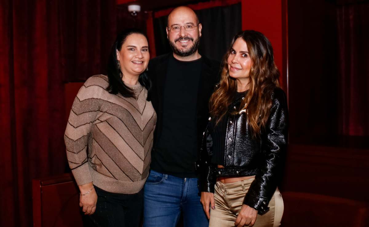 Adriana Vargas, Mario Simonet y Adriana Saru / Foto: Esteban Torreblanca