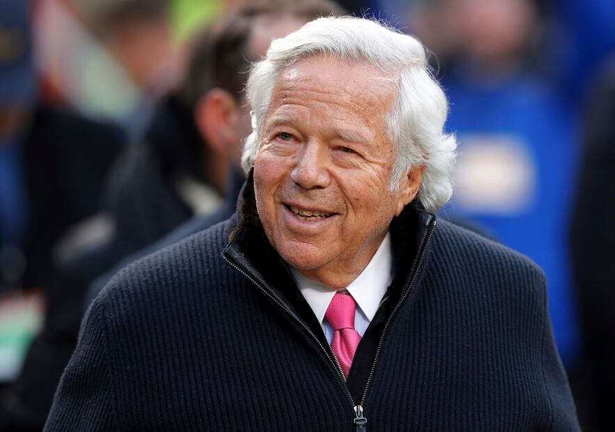 Robert Kraft, dueño de los Patriotas de Nueva Inglaterra, acusado por delitos sexuales