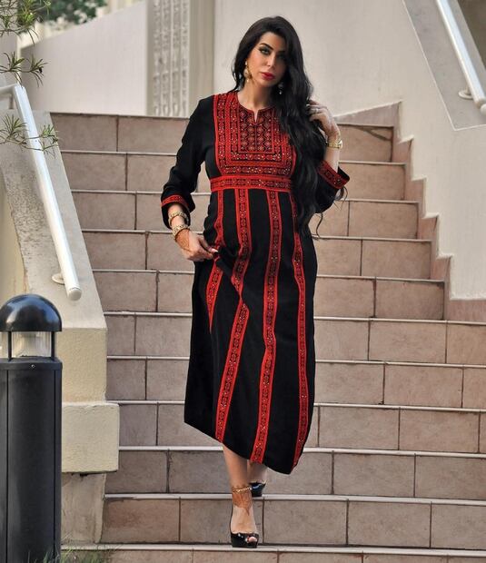 La esposa de Omar Borkan presume su embarazo