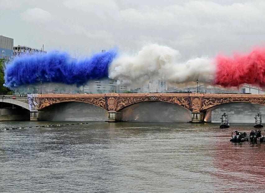 Fuegos artificiales en los Juegos Olímpicos de París 2024 / Foto: AFP