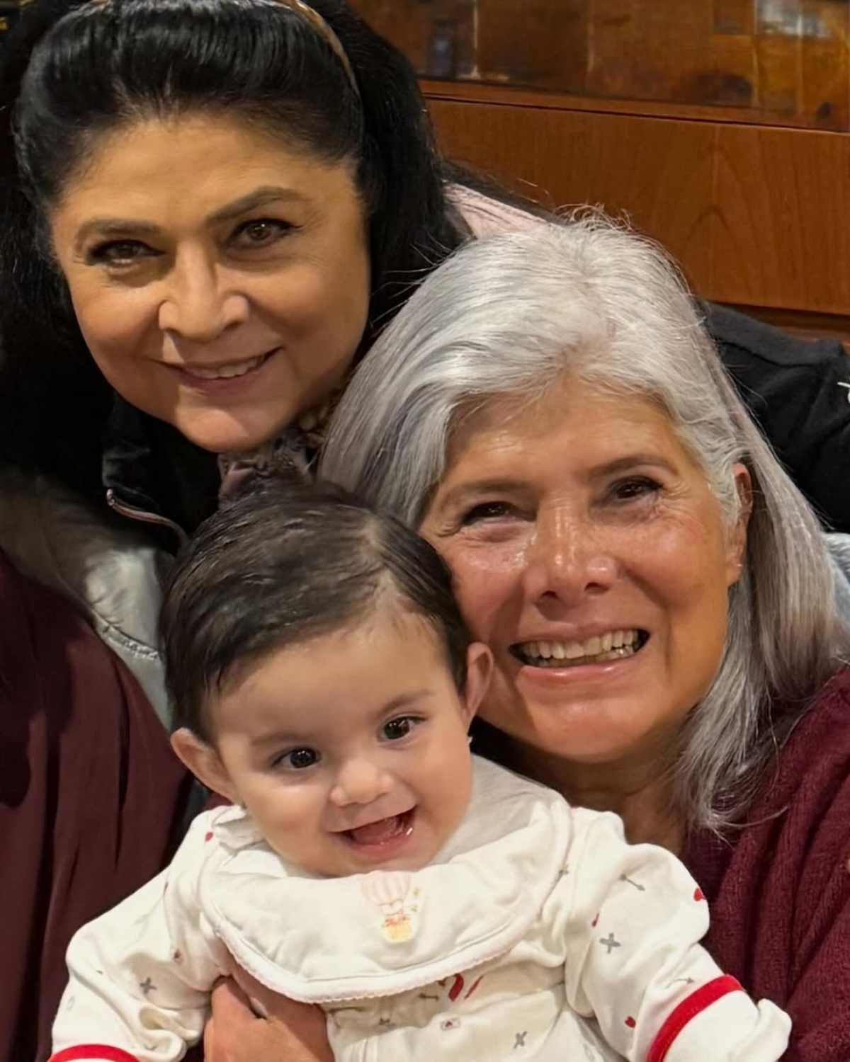 Victoria y Marcela Ruffo junto a Tessa / Foto: Instagram - @victoriaruffo