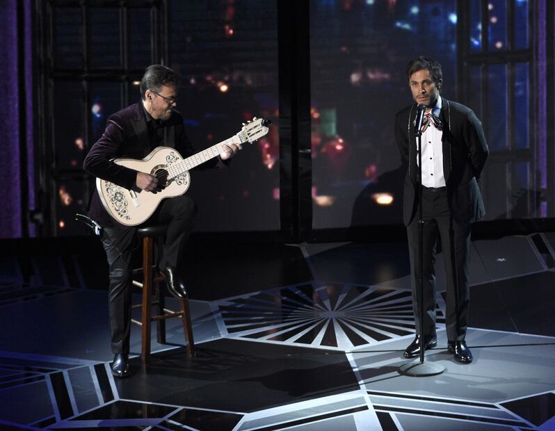 La comentada interpretación de Gael García Bernal en los Oscar