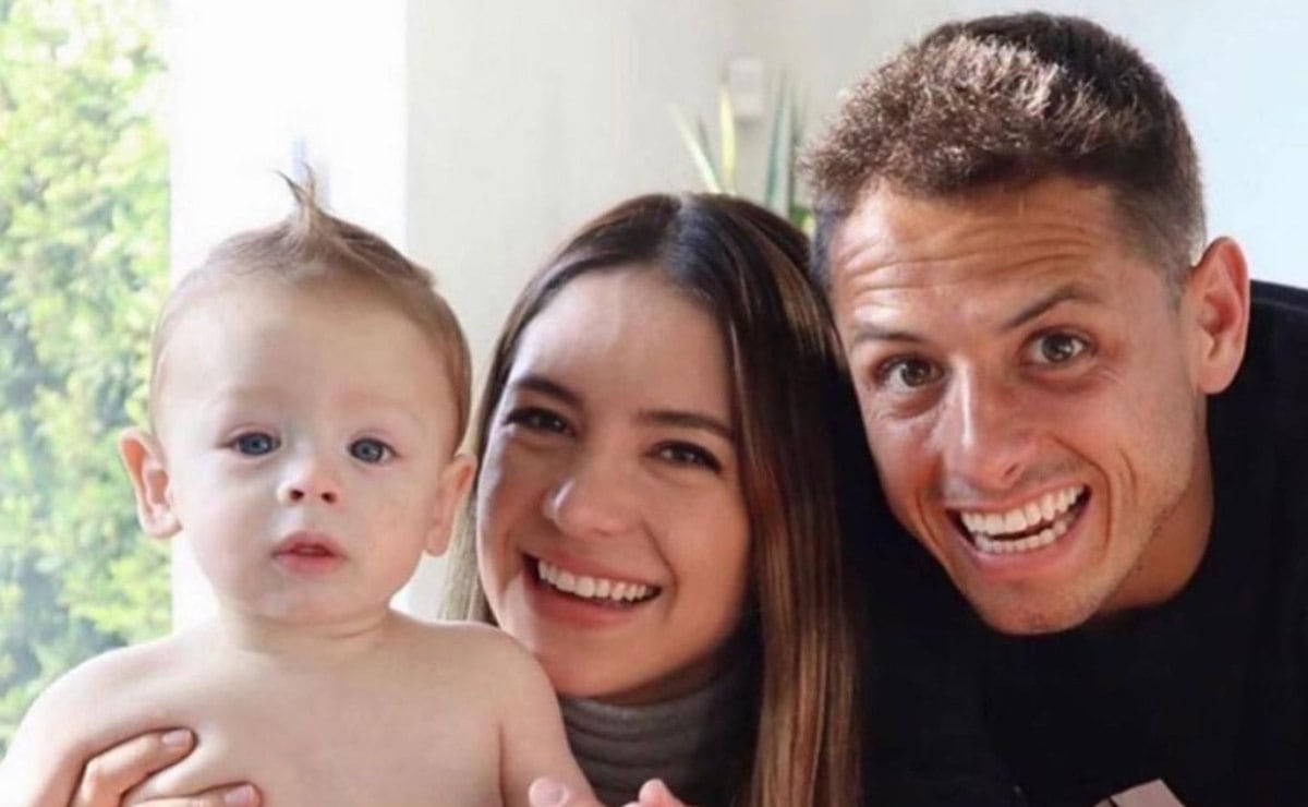 Chicharito Hernández y Sarah Kohan festejan juntos el cumpleaños de su hijo