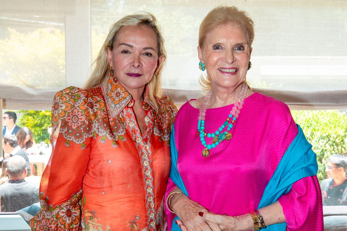 Esperanza Alanís y Viviana Corcuera. (Foto: Leonardo Gómez)
