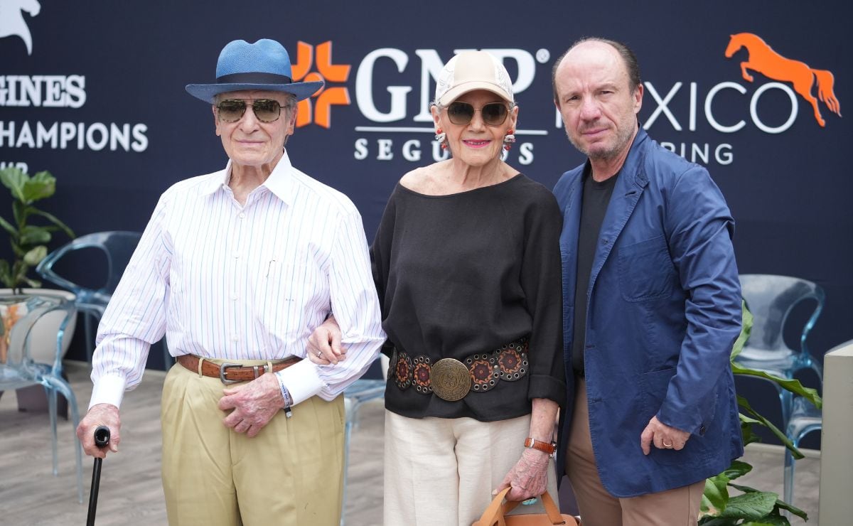 Antonio, Monchita y Antonio Cosio / Foto: Leonardo Gómez