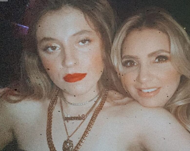 Angélica Rivera con sus tres hijas en emotiva foto de cuarentena 