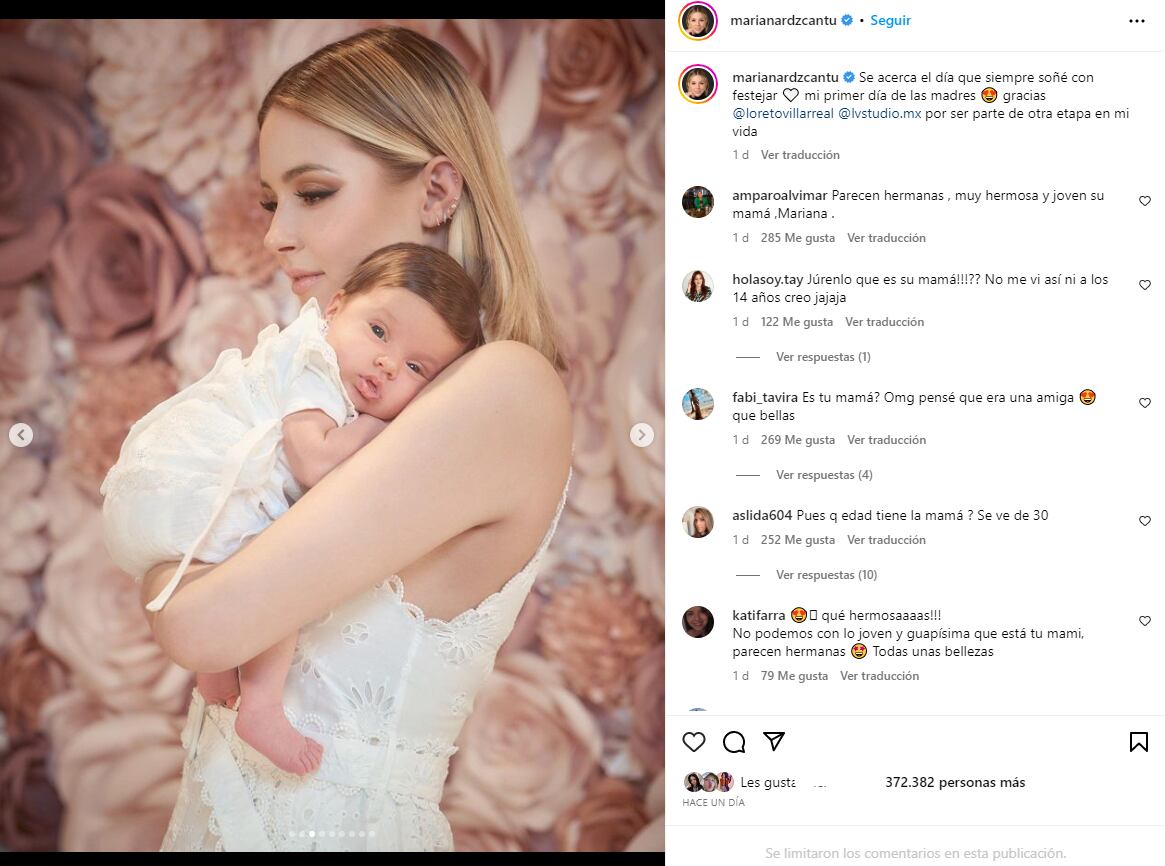 Mariana Rodríguez posa junto a su mamá Luisa Cantú, ¡Parecen hermanas!
