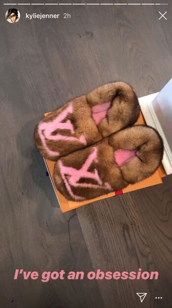 Las pantuflas de Kylie Jenner y Sophie Turner con las que sí saldrías a la calle