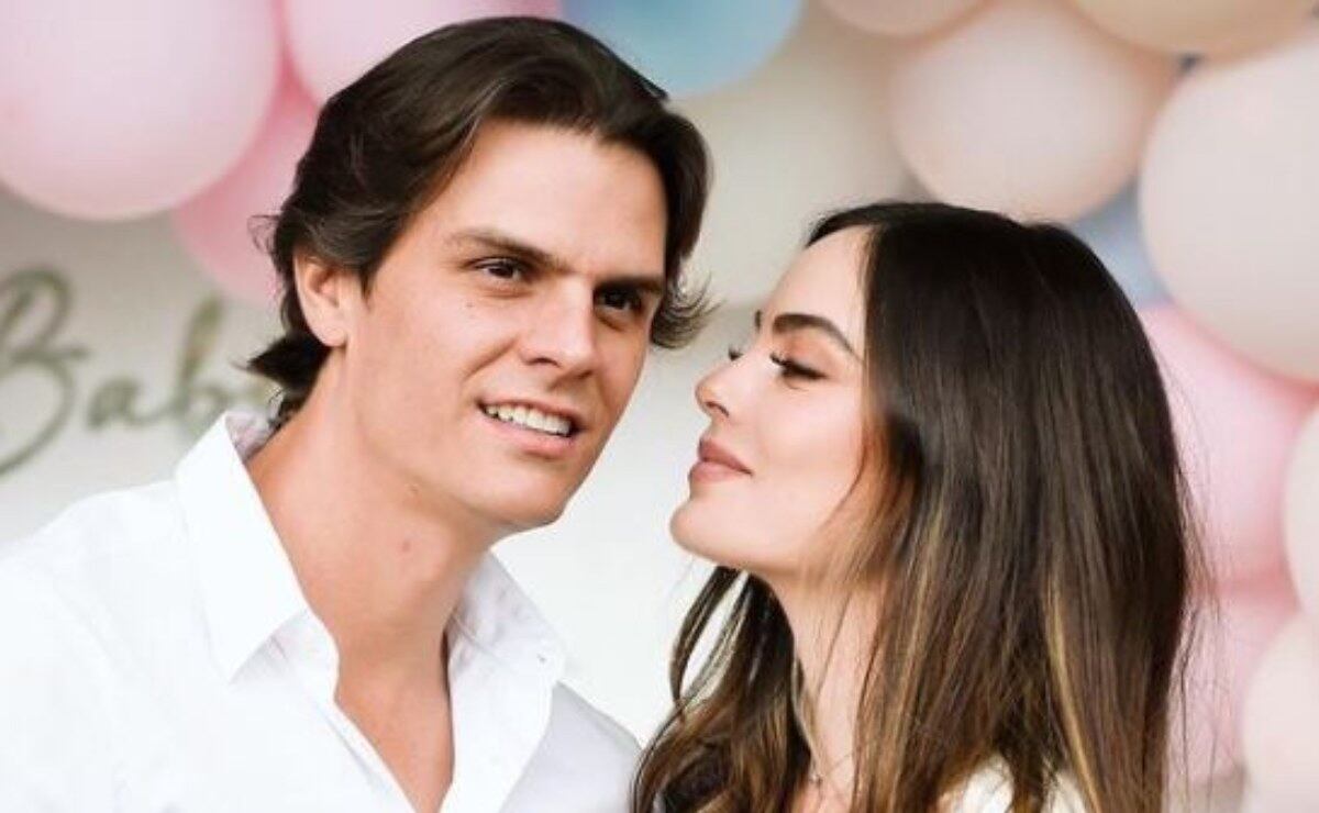 Ximena Navarrete comparte el largo camino de su embarazo