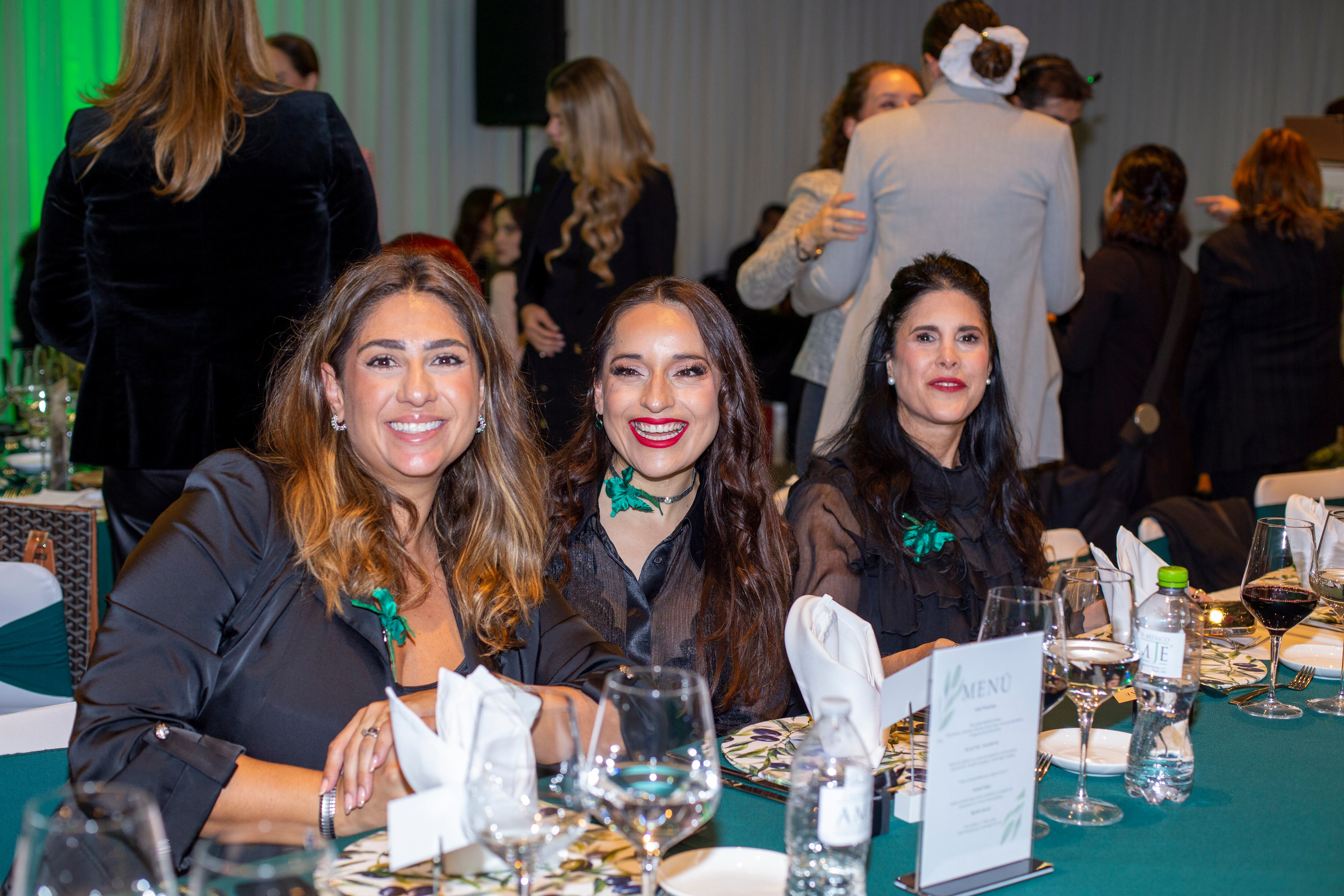 Susana San Román, Paloma Vargas y Ana Paula Domínguez. (Foto: Edgar Silva Fuentes S.)