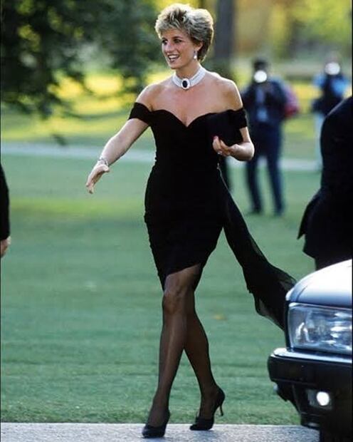 Se cumple otro año del vestido que hizo lucir a Lady Di como 'un millón de dólares' y con el que se vengó del príncipe Carlos 