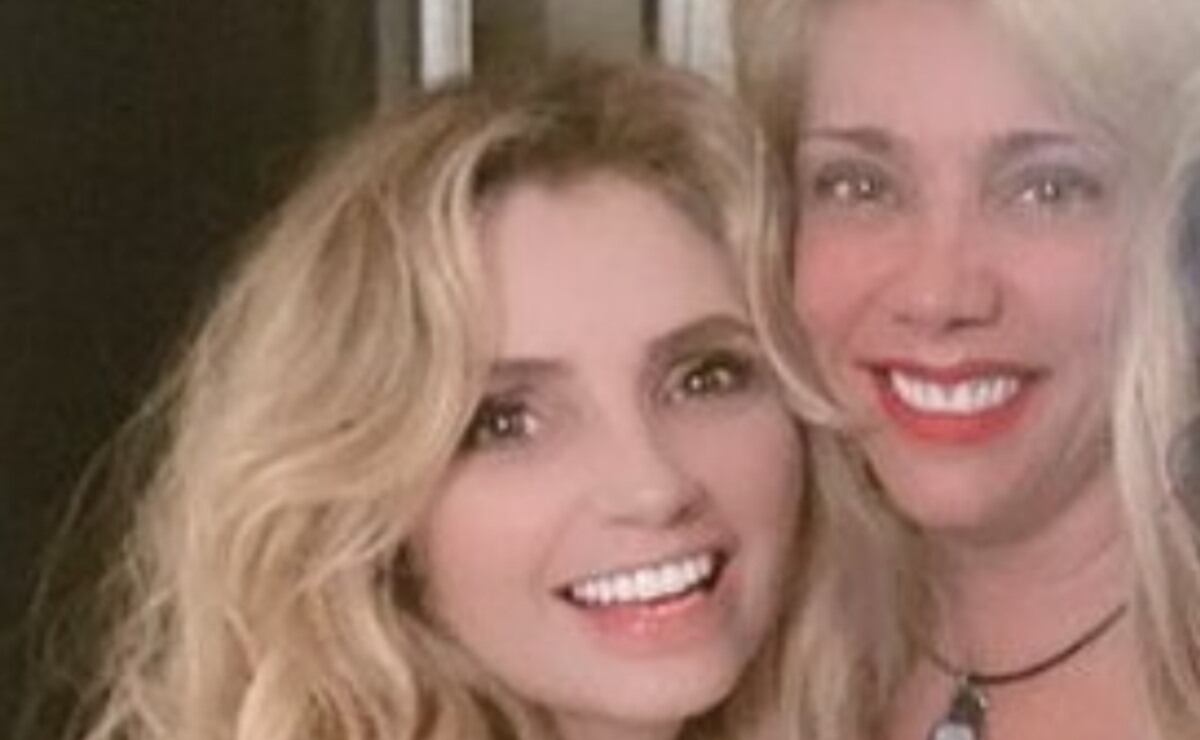Cynthia Klitbo se disculpa con Angélica Rivera por hablar de Enrique Peña Nieto
