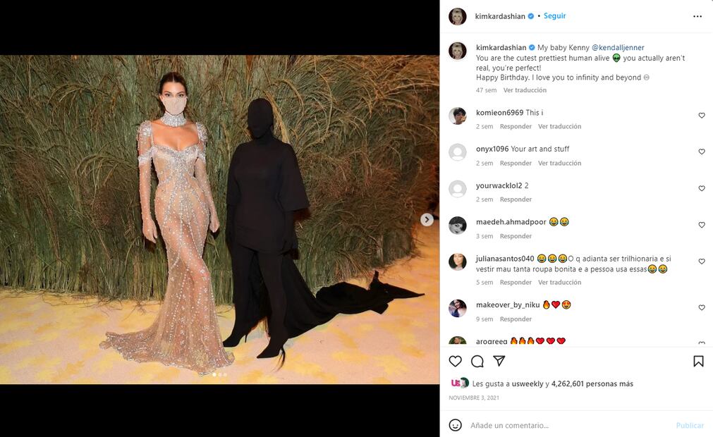 North West sorprende con una máscara de cuero al estilo de sus papás, Kim y Kanye 