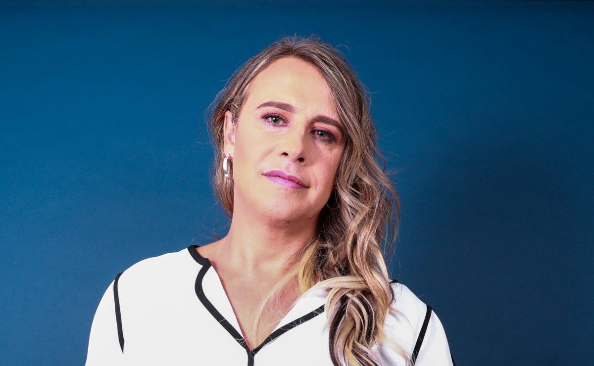 Karla Sofía Gascón, la actriz trans que actúa en la serie de Rebelde