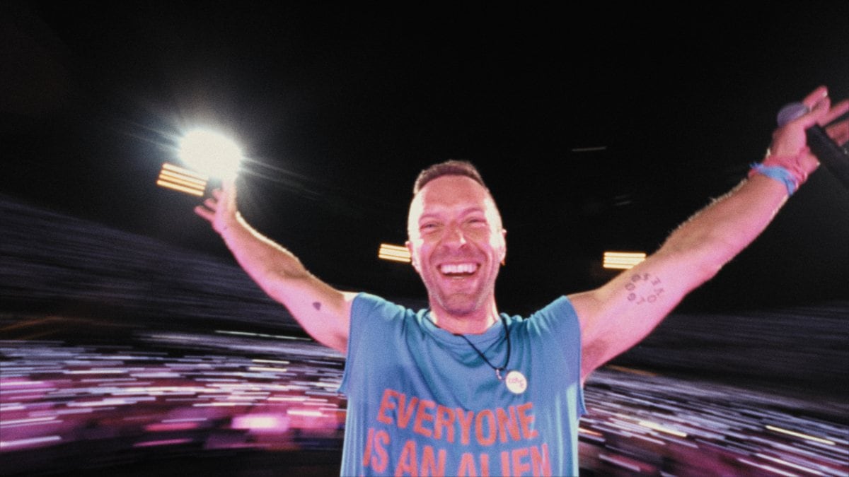 Coldplay estrena Humankind grabado en CDMX