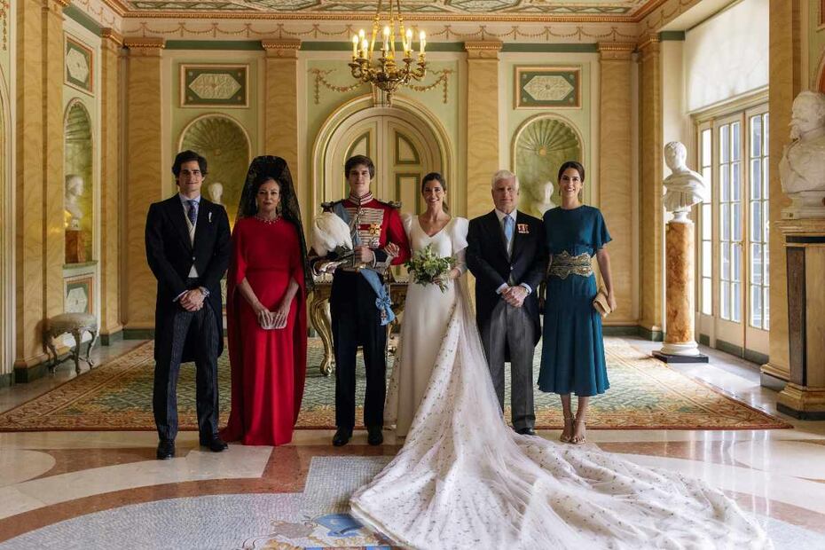 Majestuosa boda de Carlos Fitz-James Stuart y Belén Corsini