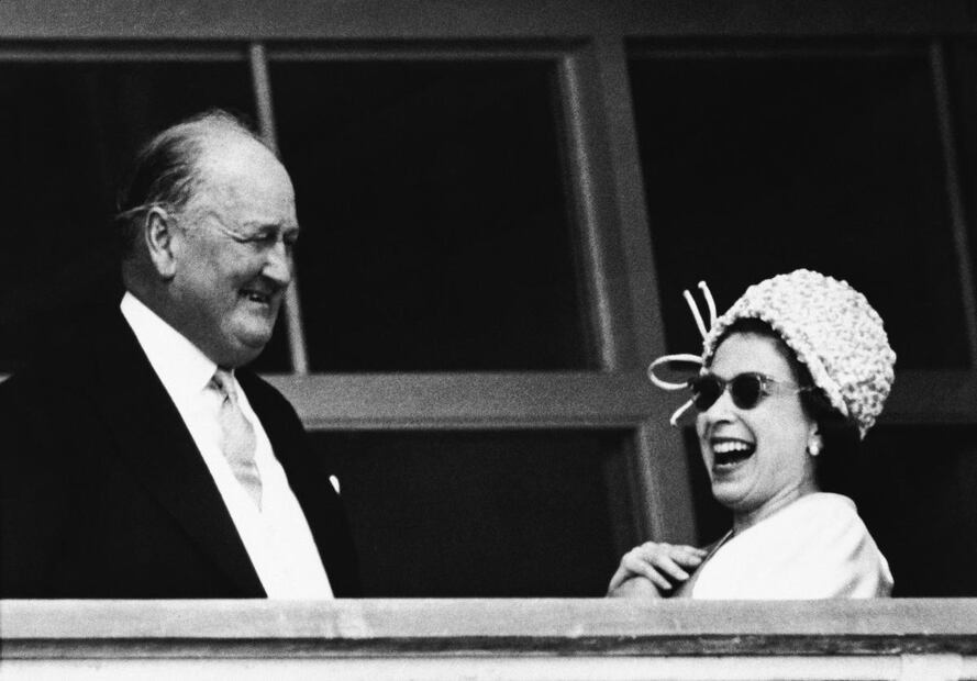 Las frases más importantes de la reina Isabel II. "Para toda la vida y con todo mi corazón me esforzaré en ser digna de su confianza"