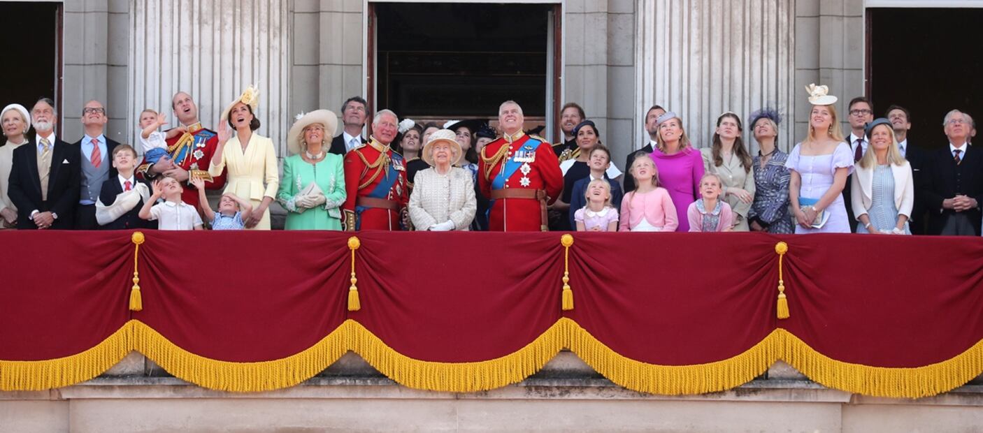 Revelan cuánto cuesta mantener la monarquía de Reino Unido; los gastos van en aumento