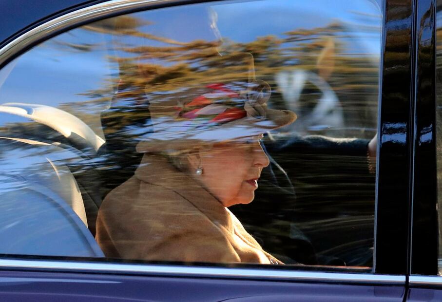 La reina Isabel y el duque de Edimburgo, dos rebeldes al volante 