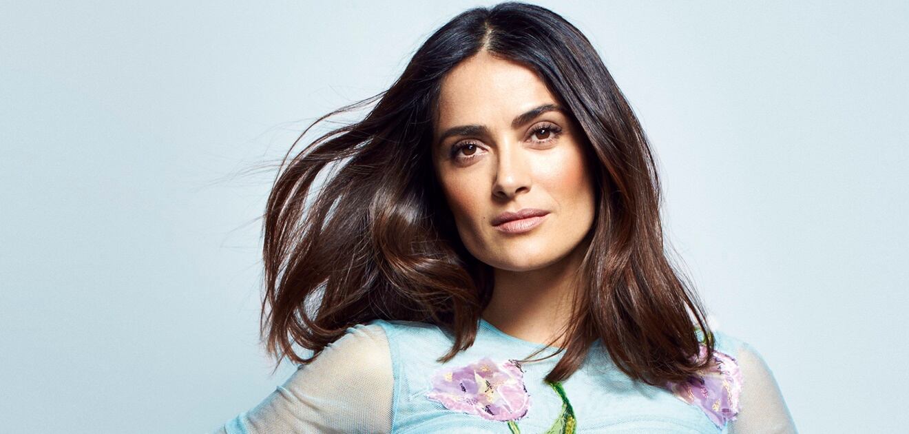 <p>Salma Hayek volvió a cambiar su look de cara a una entrega de premios<strong>. (Fotos: Archivo El Universal; Instagram)</strong></p>
