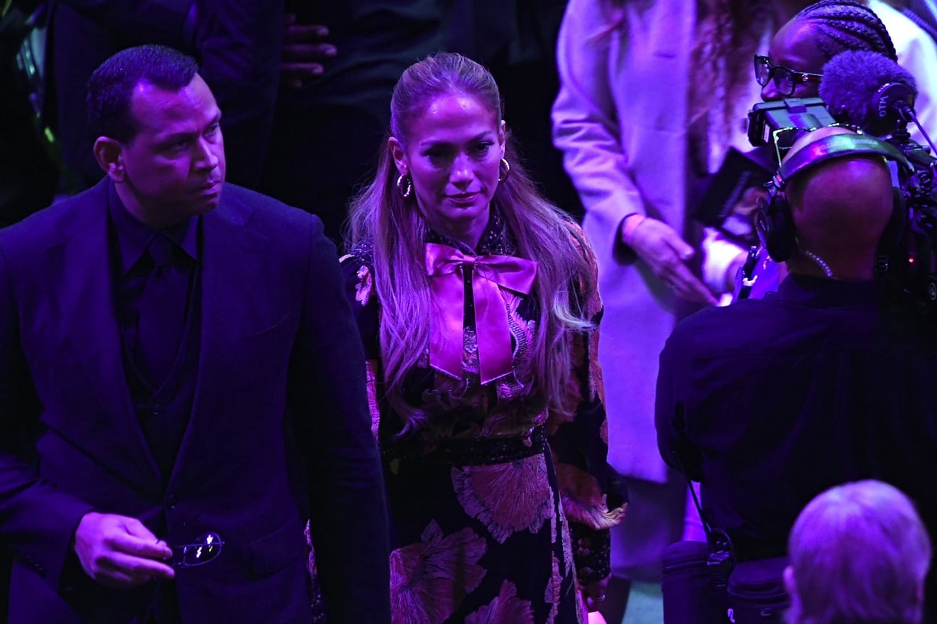 Jennifer Lopez se decora las uñas en honor a Kobe Bryant y a Gigi Bryant 