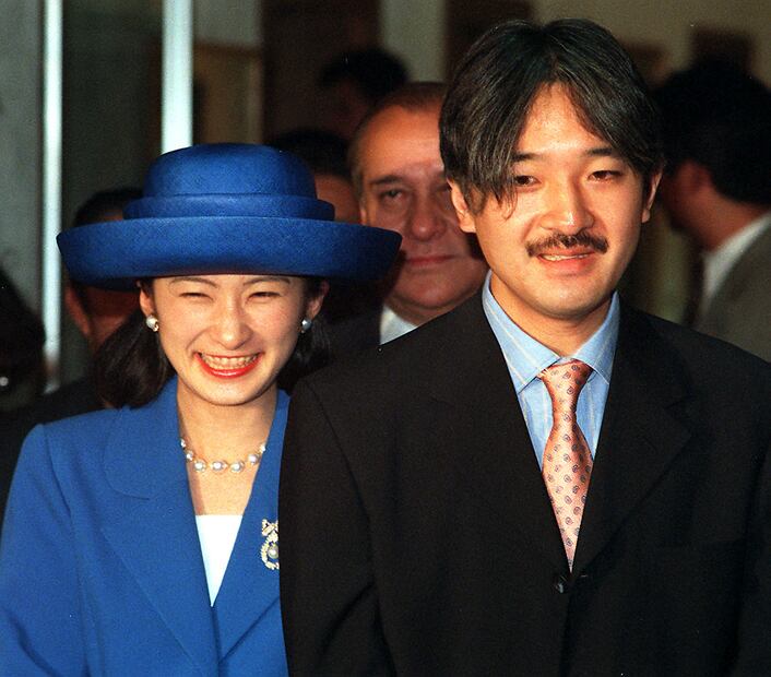 Excluyen a las mujeres: Japón alista investidura de Fumihito como príncipe heredero 