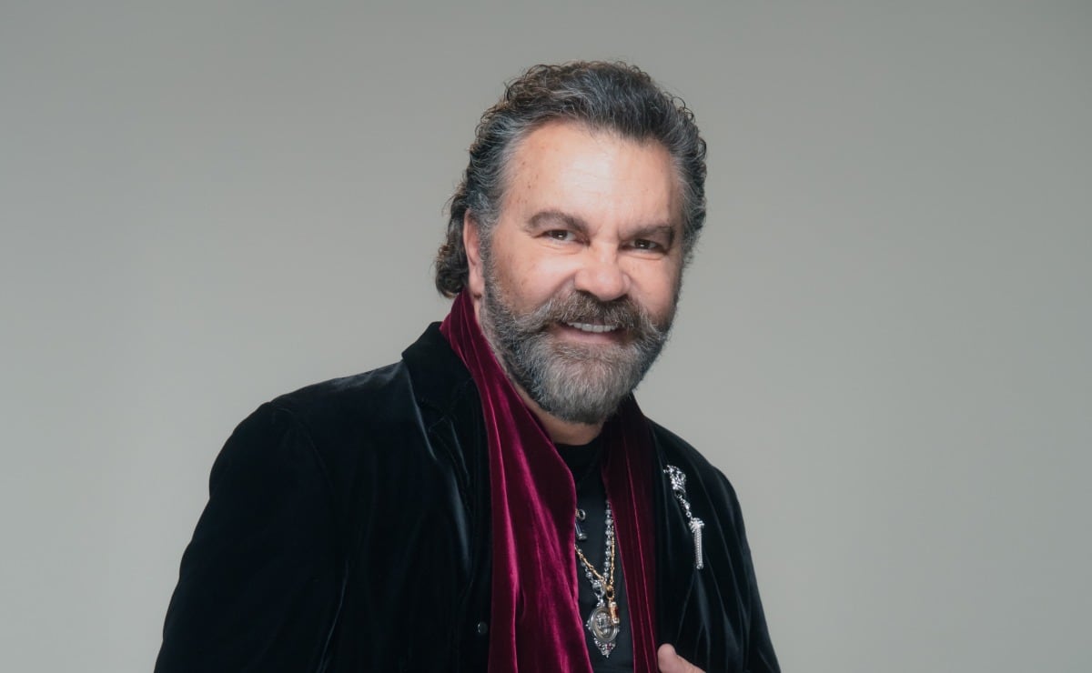 Manuel Mijares estrena romance con Pita de la Vega