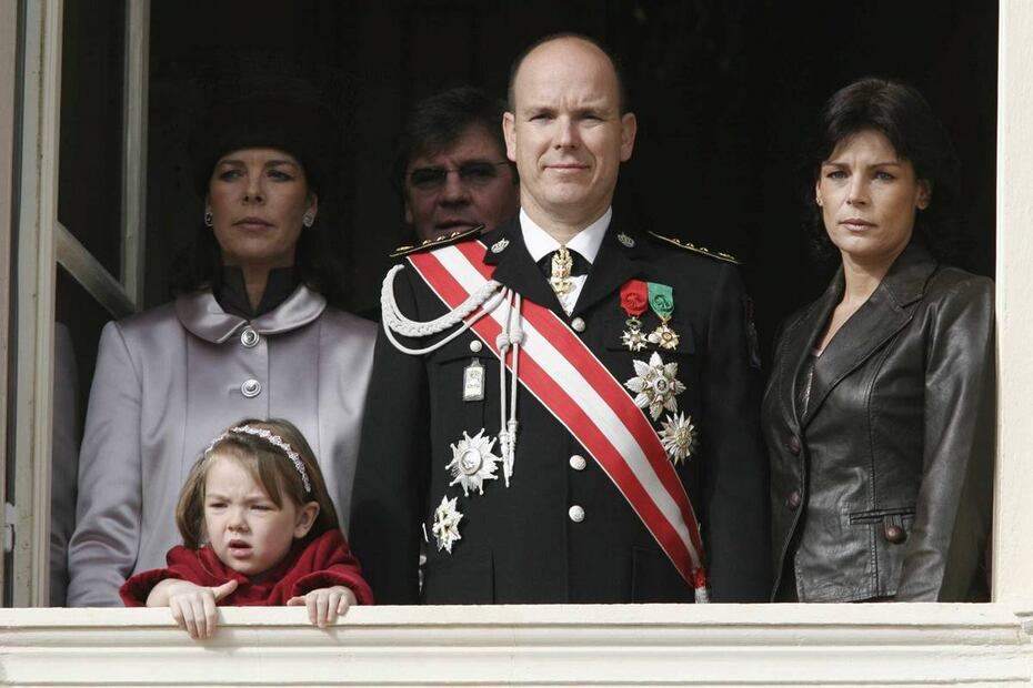 Si la salud de Alberto II de Mónaco empeora ¿quién tomaría el mando del principado?