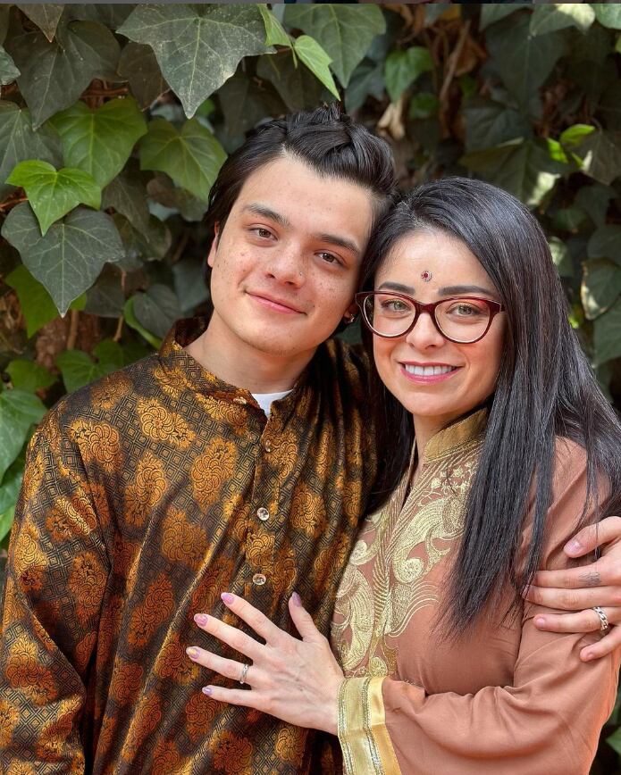 Violeta Isfel y su hijo Omar/Instagram.