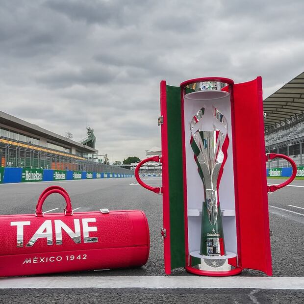 El trofeo para el Gran Premio de la Ciudad de México 2024 / Foto: Instagram