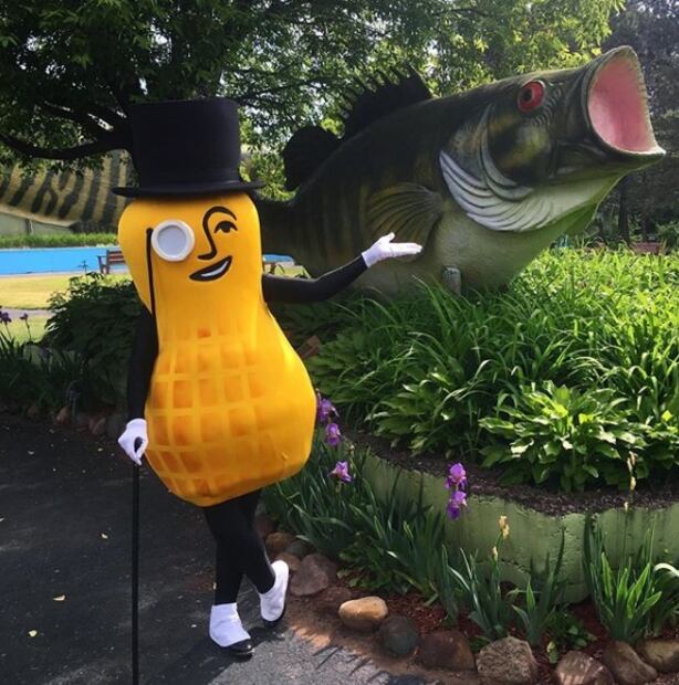 Fallece Mr. Peanut a los 104 años en un comercial para el Super Bowl LIV