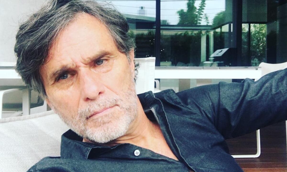 Humberto Zurita reacciona divertido a rumores de supuesto alcoholismo