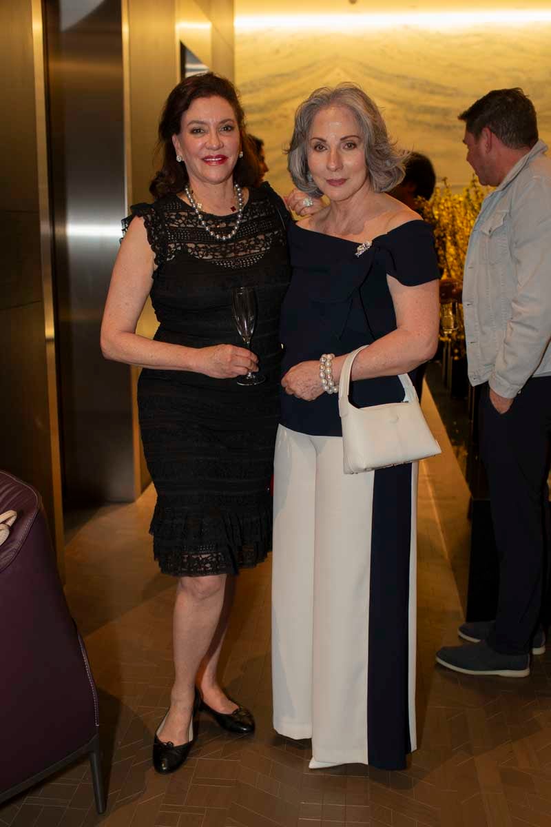 Vivian Serrano e Ivonne Camil. (Foto: Esteban Torreblanca)