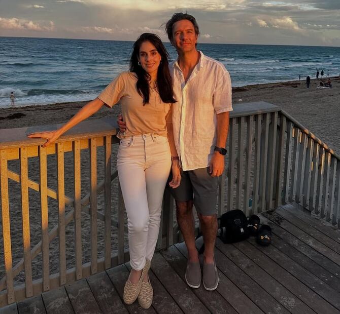 Sandra Echeverría y Leonardo de Lozanne viajaron a Miami / Foto: Especial - @sandraecheverriaoficial