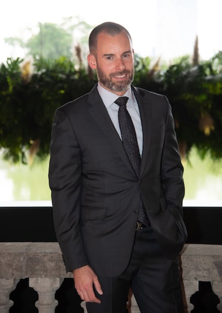 Alex Basteri, hermano de Luis Miguel, podría estrenar romance 