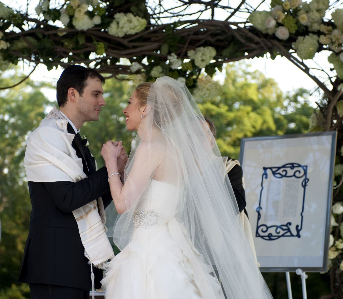 Bodas políticas ¡millonarias!